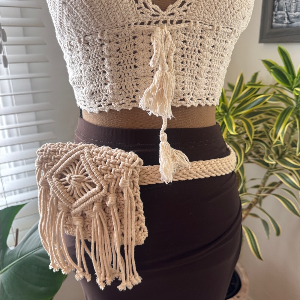 Macramé belt bag
